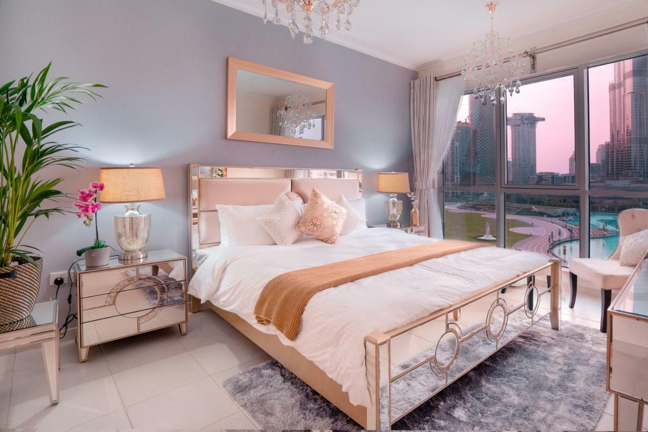 Elite Royal Apartment - Full Burj Khalifa & Fountain View - 2 Bedrooms And 1 Open Bedroom Without Partition Dubai Luaran gambar